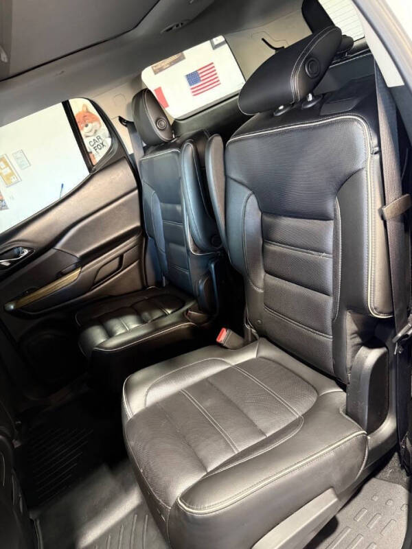 2018 GMC Acadia Denali