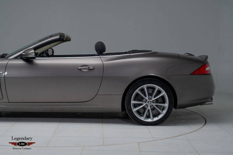 2011 Jaguar XKR