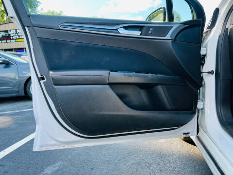 2013 Ford Fusion SE