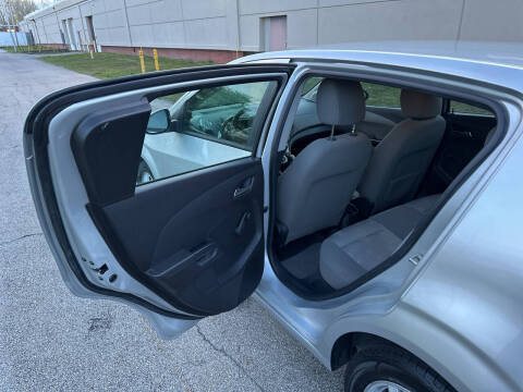 2012 Chevrolet Sonic LS