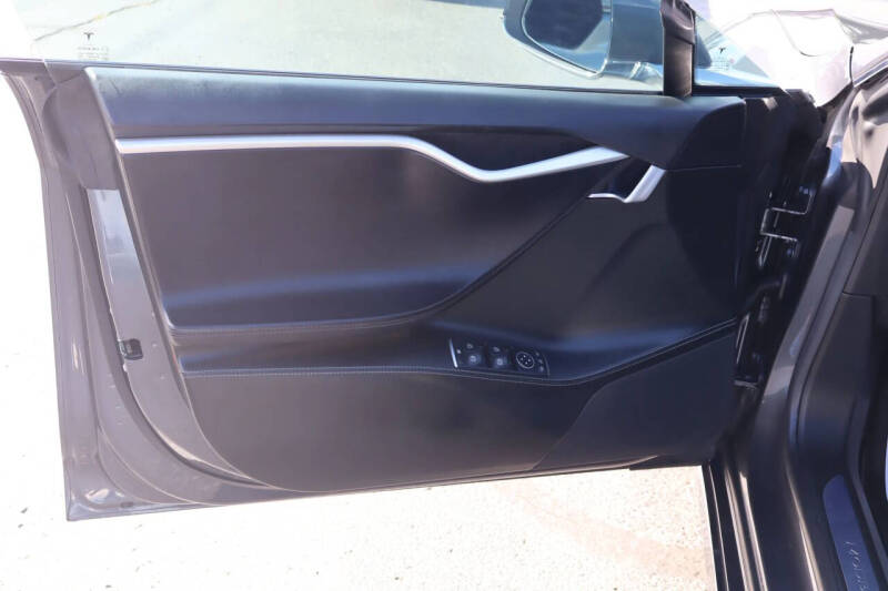 2017 Tesla Model S