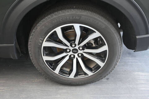 2024 Ford Explorer ST-Line