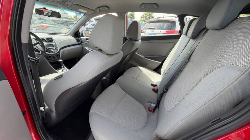 2013 Hyundai Accent GS