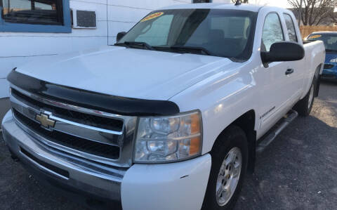 2009 Chevrolet Silverado 1500 for sale at Tiger Auto Sales in Guymon OK