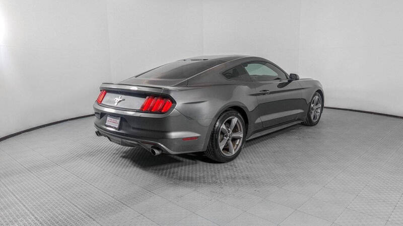2015 Ford Mustang V6