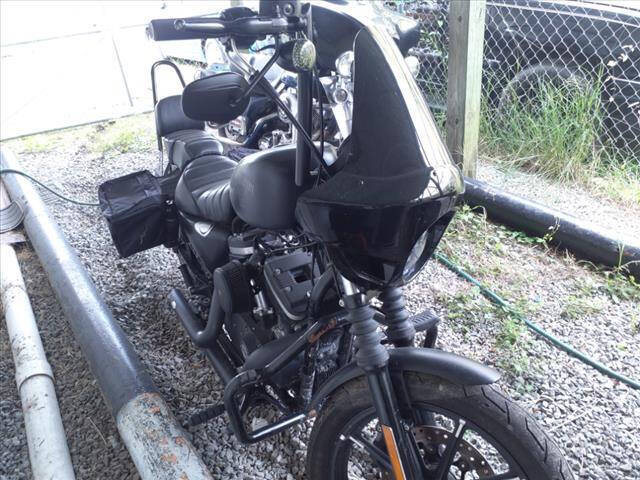 2016 Harley-Davidson 883 XL Iron