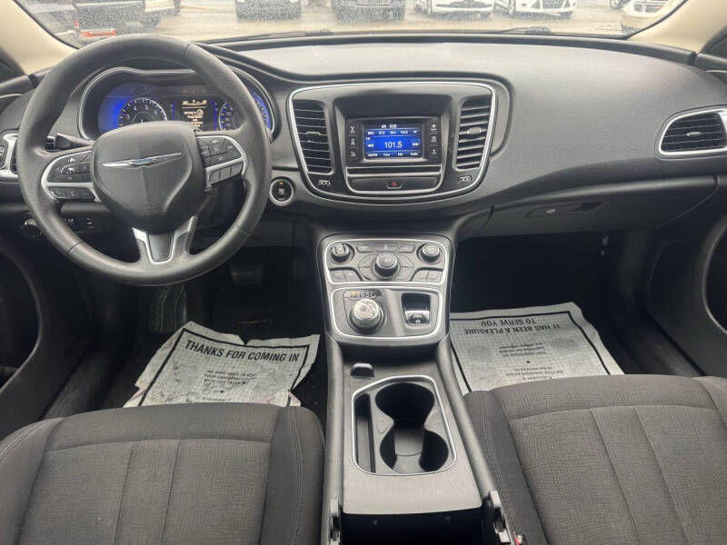 2016 Chrysler 200 Limited