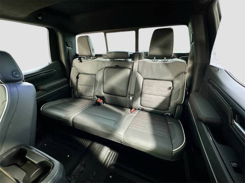 2024 GMC Sierra 1500 AT4X