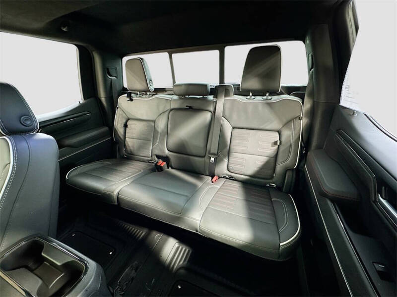 2024 GMC Sierra 1500 AT4X