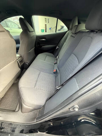 2022 Toyota Corolla Hatchback SE