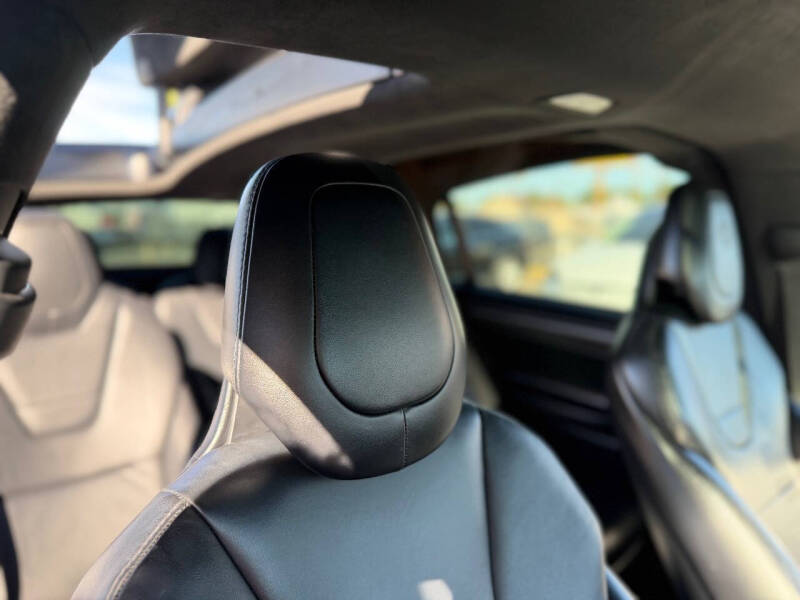 2017 Tesla Model X 75D