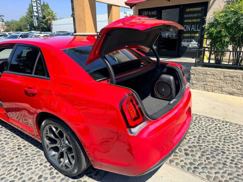 2017 Chrysler 300