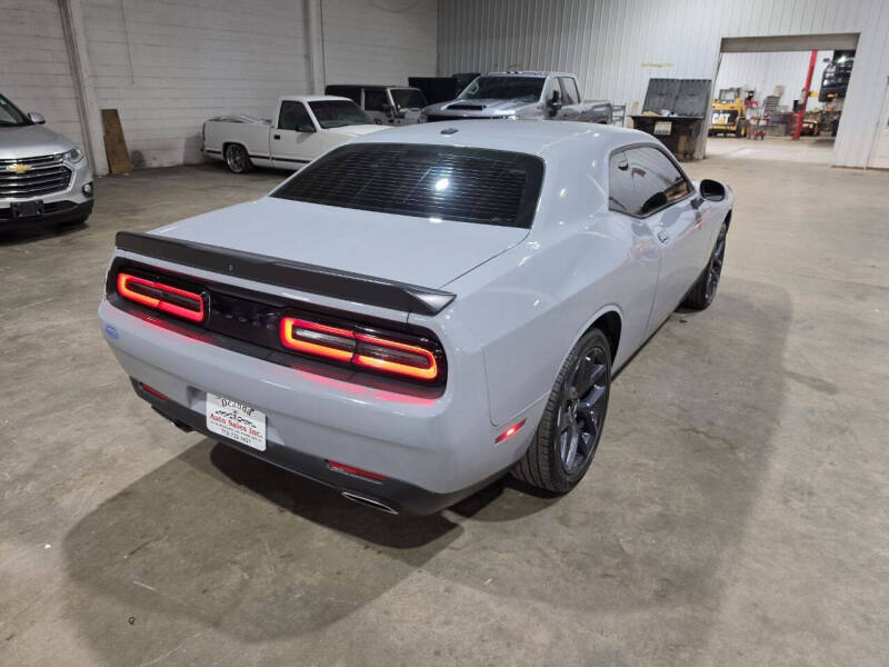 2021 Dodge Challenger SXT