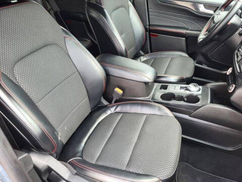 2024 Ford Escape ST-Line Select