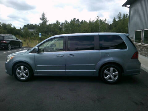 2009 Volkswagen Routan SE