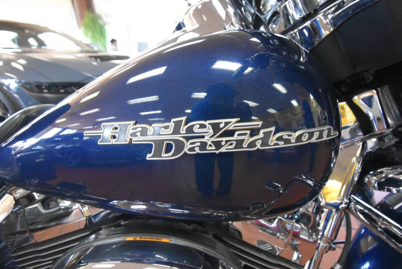2012 Harley-Davidson Street Glide FLHX