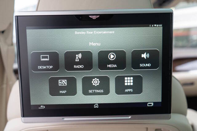 2017 Bentley Bentayga 34