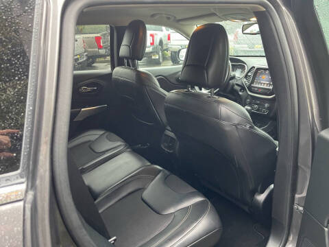 2018 Jeep Cherokee Latitude Plus