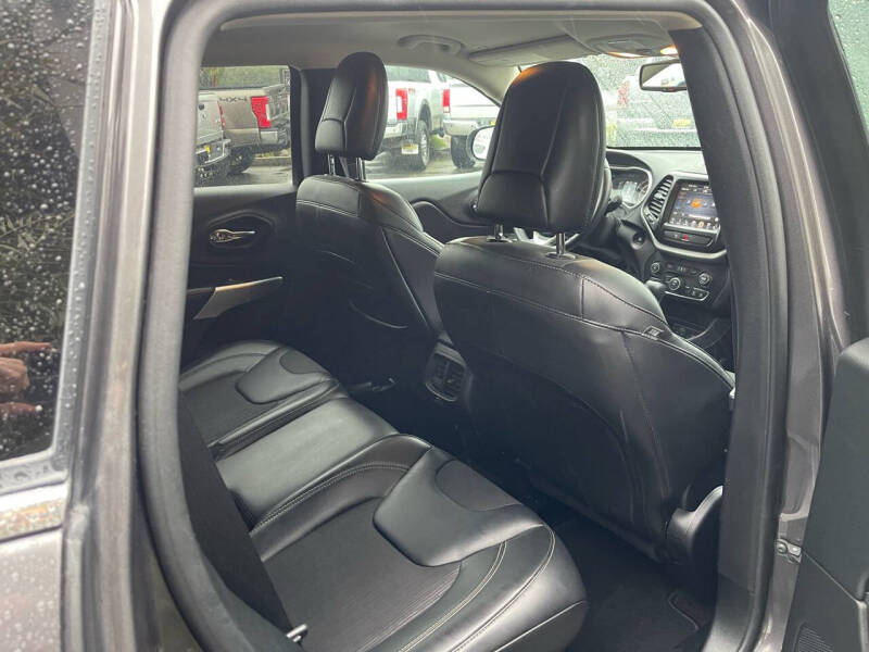 2018 Jeep Cherokee Latitude Plus