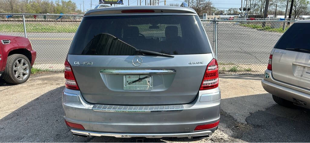 2010 Mercedes-Benz GL-Class for sale at DEES AUTO SALES & KUSTOMS WHIPS INC in Gary, IN