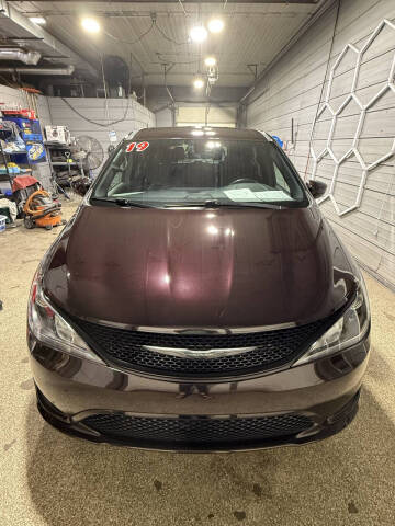 2019 Chrysler Pacifica Touring Plus