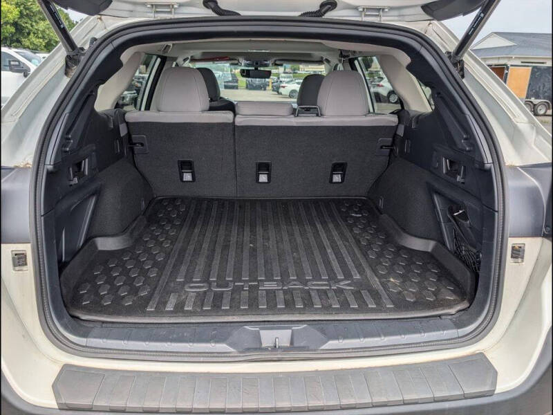 2024 Subaru Outback Premium