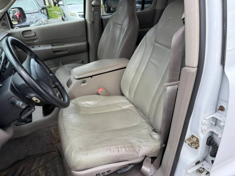 2003 Dodge Dakota