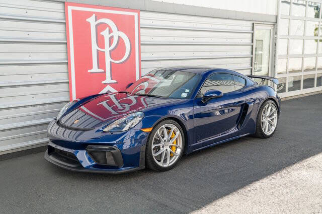 2020 Porsche 718 Cayman 30