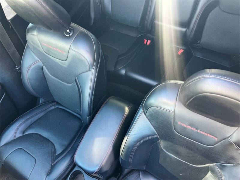 2019 Jeep Cherokee Trailhawk