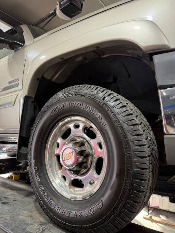 2004 Chevrolet Silverado 2500HD LT