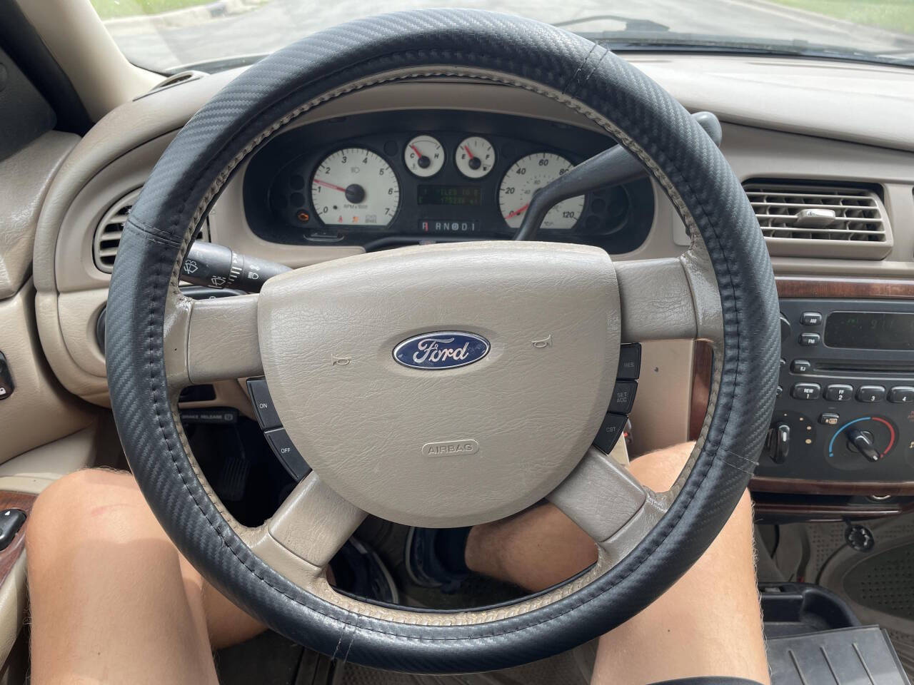 2005 Ford Taurus for sale at Twin Cities Auctions in Elk River, MN