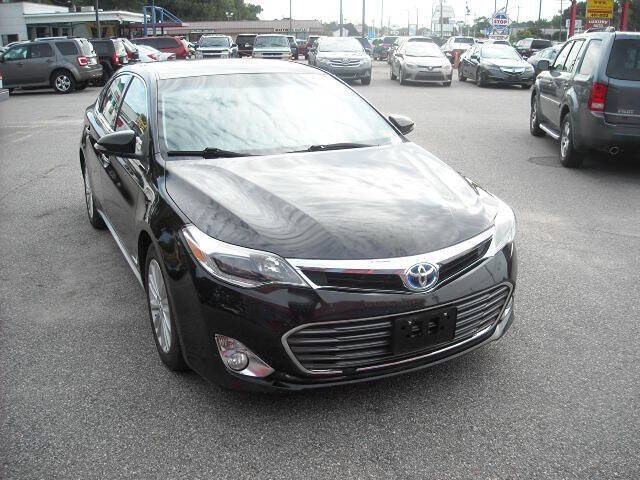 2015 Toyota Avalon Hybrid for sale at Luxury Auto Sales, Inc in Norfolk, VA