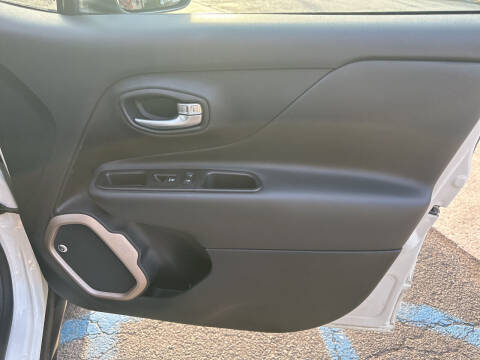 2016 Jeep Renegade Latitude 75th Anniversary