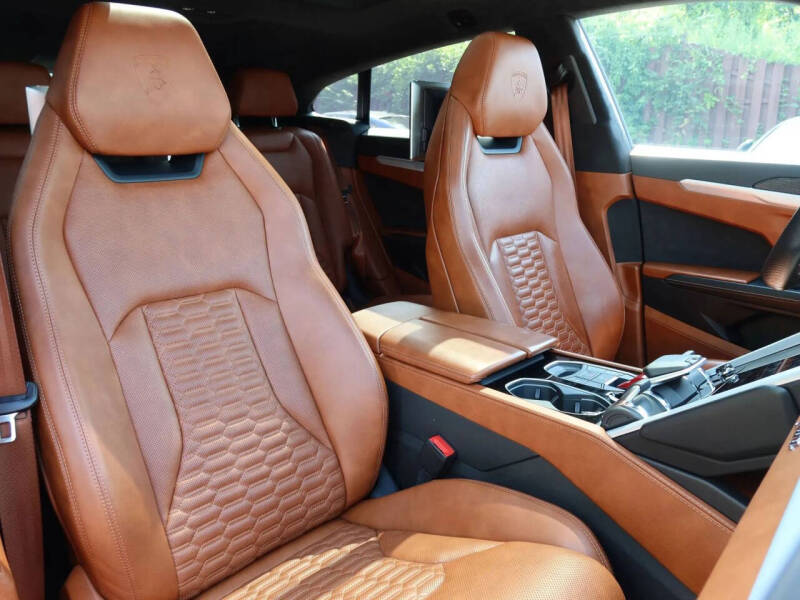 2019 Lamborghini Urus
