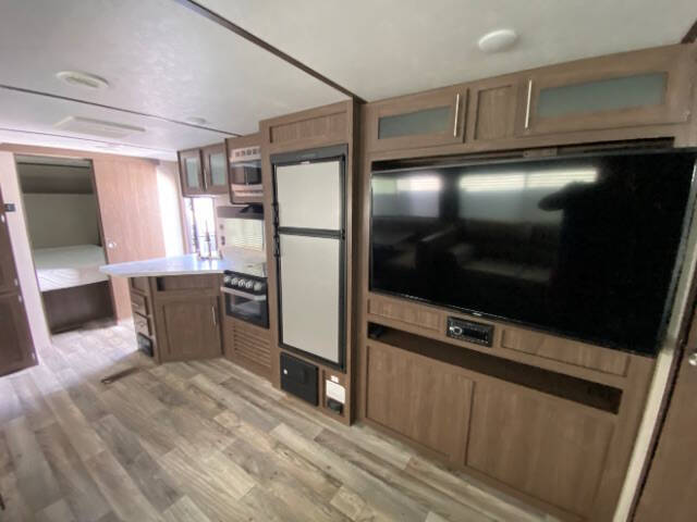 2019 Keystone RV Hideout 28 BHS WE