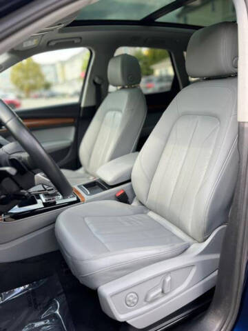 2022 Audi Q5 quattro S line Prem Plus 45 TFSI