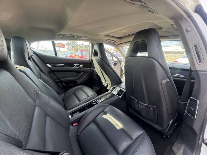 2013 Porsche Panamera 4