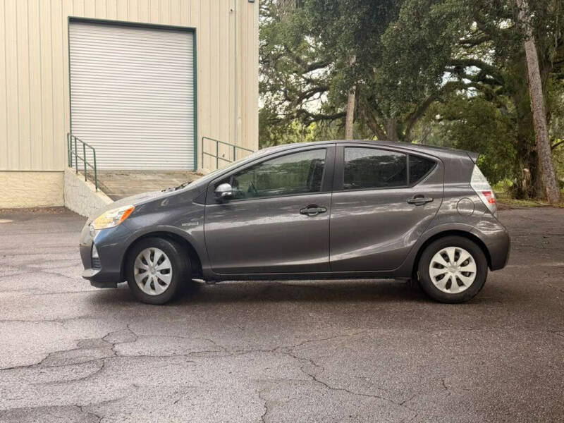 2014 Toyota Prius c Two