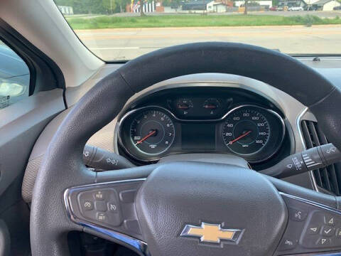 2017 Chevrolet Cruze LT Auto