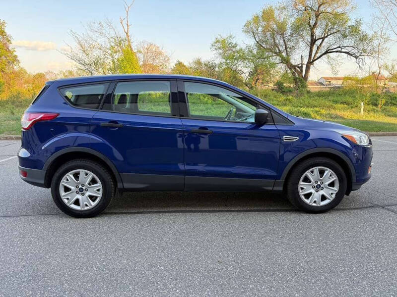 2016 Ford Escape S