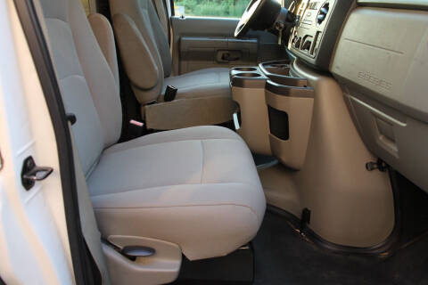 2013 Ford E-Series E-250