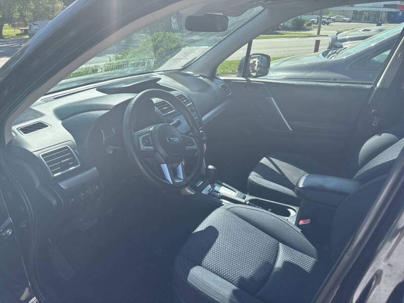 Image 5 of 2018 Subaru Forester 2.5i Premium