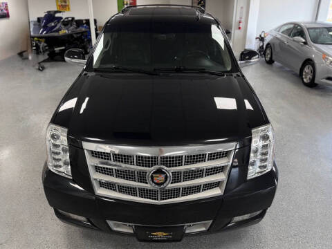 2013 Cadillac Escalade Platinum Edition