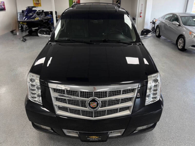 2013 Cadillac Escalade Platinum Edition