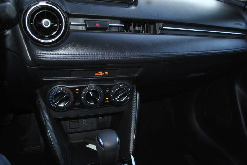 2017 Toyota Yaris iA