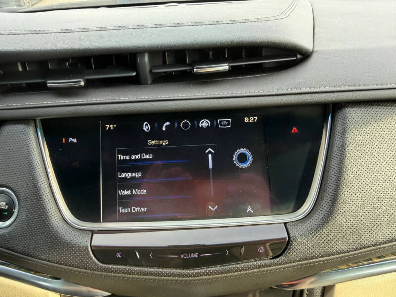 2017 Cadillac XT5