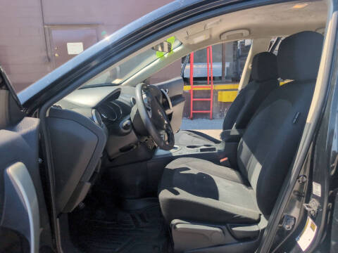 2012 Nissan Rogue S