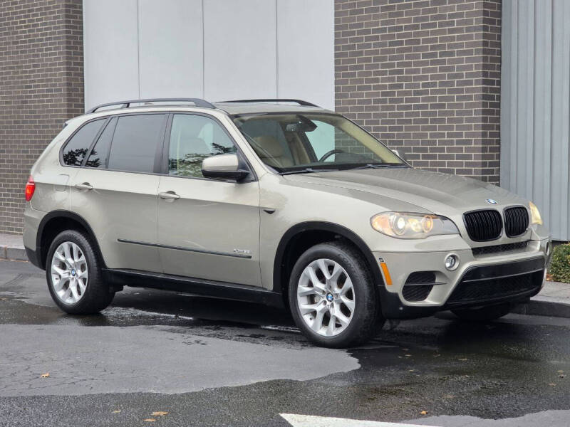 2011 BMW X5 xDrive35i Premium's photo
