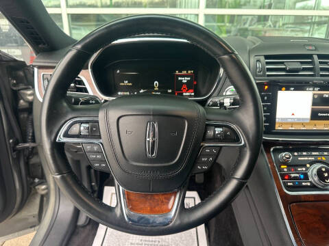 2017 Lincoln Continental Reserve