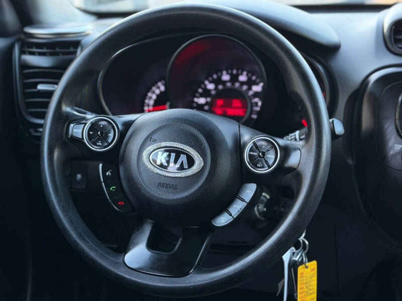 2015 Kia Soul +
